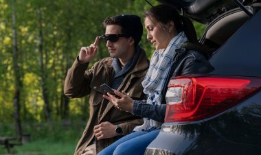 Qualcomm'un yeni AR Akıllı Görüntüleyicisi