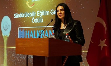 SEGM Eğitim Gelişim Ödülleri: Kurumsal Değişimde Yol Gösterici