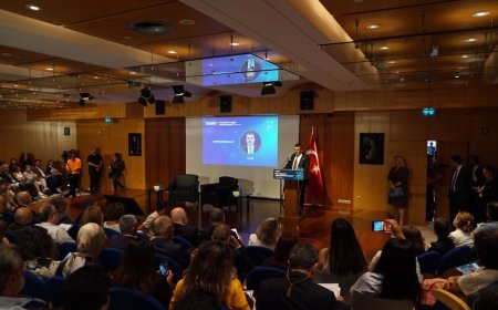 TÜSİAD'dan Eğitimin Geleceğine Işık Tutan Konferans