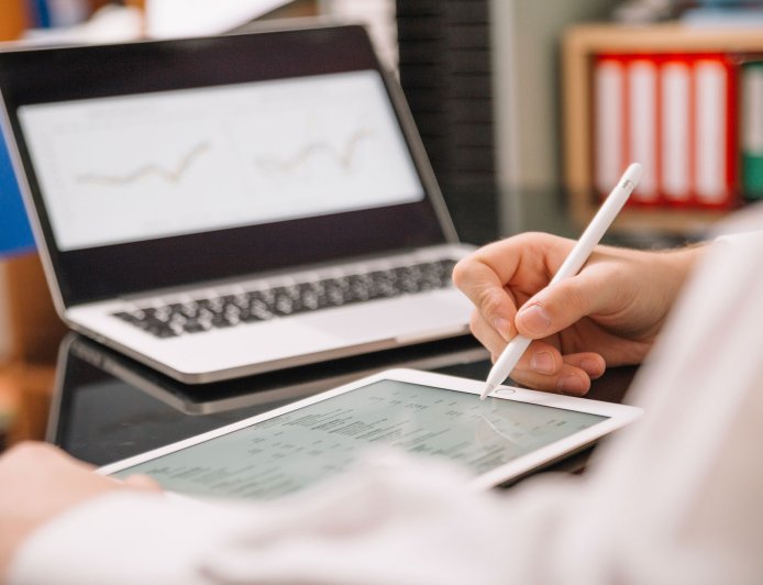 Öğrenme Analitiğinde Yeni Dönem: “Tamamlama Oranı” Değil, “Karar Kalitesi”